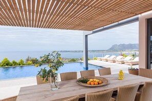 Outdoor dining - Jamila villa - Five Bedroom Villa, Sleeps 12 (Kalathas)