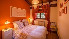 2 dormitorios, tabla de planchar con plancha, wifi y ropa de cama