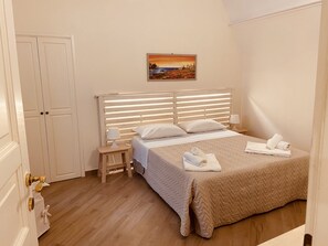 2 bedrooms, iron/ironing board, travel crib, free WiFi