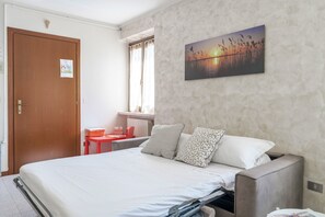 1 slaapkamer, een kluis op de kamer, gratis wifi, beddengoed