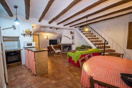 TV, fireplace. Casas Cueva El Mirador de Galera for 4 people