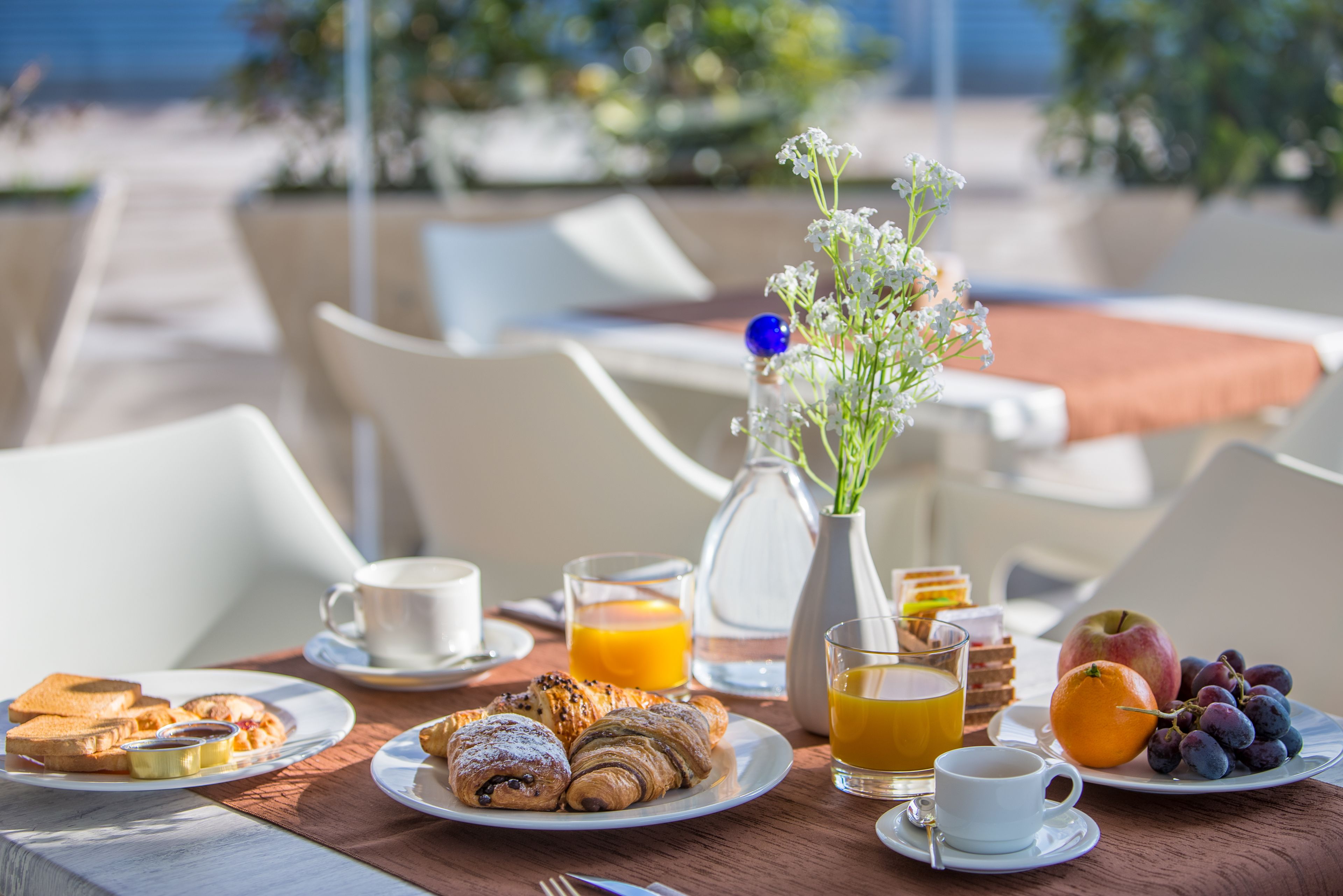 Colazione a buffet inclusa, servita tutte le mattine 