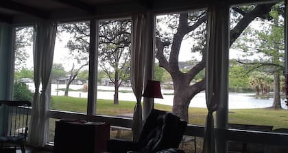 Constant-level Lake LBJ - 3 BR Sleep 12