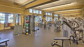 Apartment, Mehrere Betten (Seabrook Condo with Serene Views) | Fitnesscenter