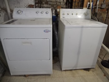 Bucktown, Urban Luxury and Convenience, Near L Train Stop at Wes