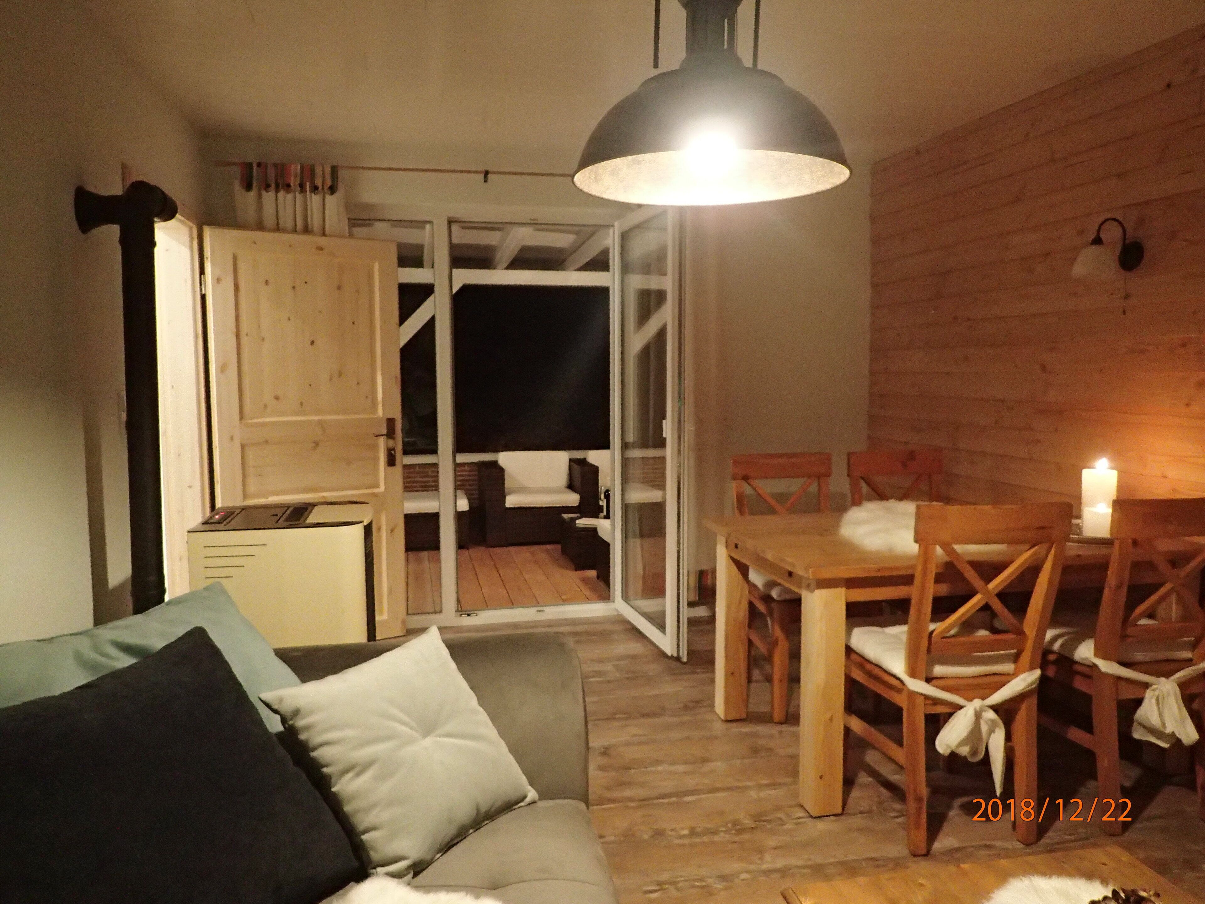 Télévision, cheminée