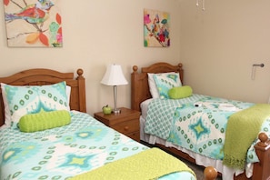 House, Multiple Beds (Mi Linda Casita) | 3 bedrooms, iron/ironing board, free WiFi