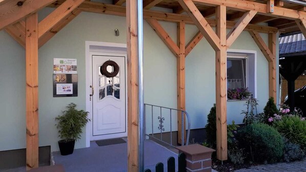 مدخل المنشأة