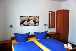 غرفة مزدوجة | بديكورات فريدة لكل غرفة وطراز فريد لكل وحدة ومكتب