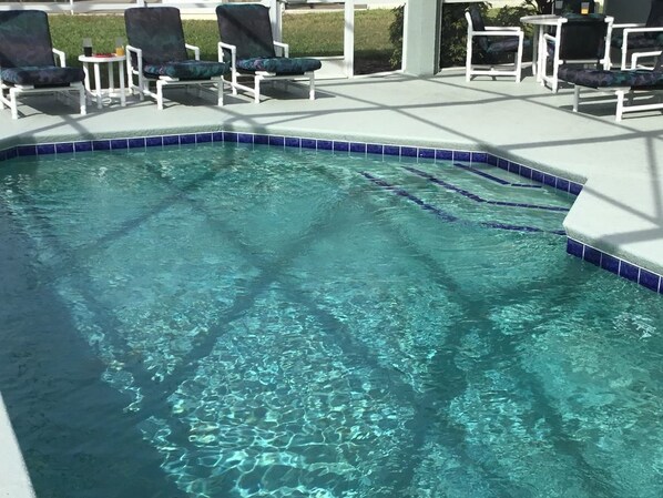 ヴィラ ベッド (複数台) (Holiday by Disney (Pool, Netflix, Gol) | 屋内プール | 屋外プール