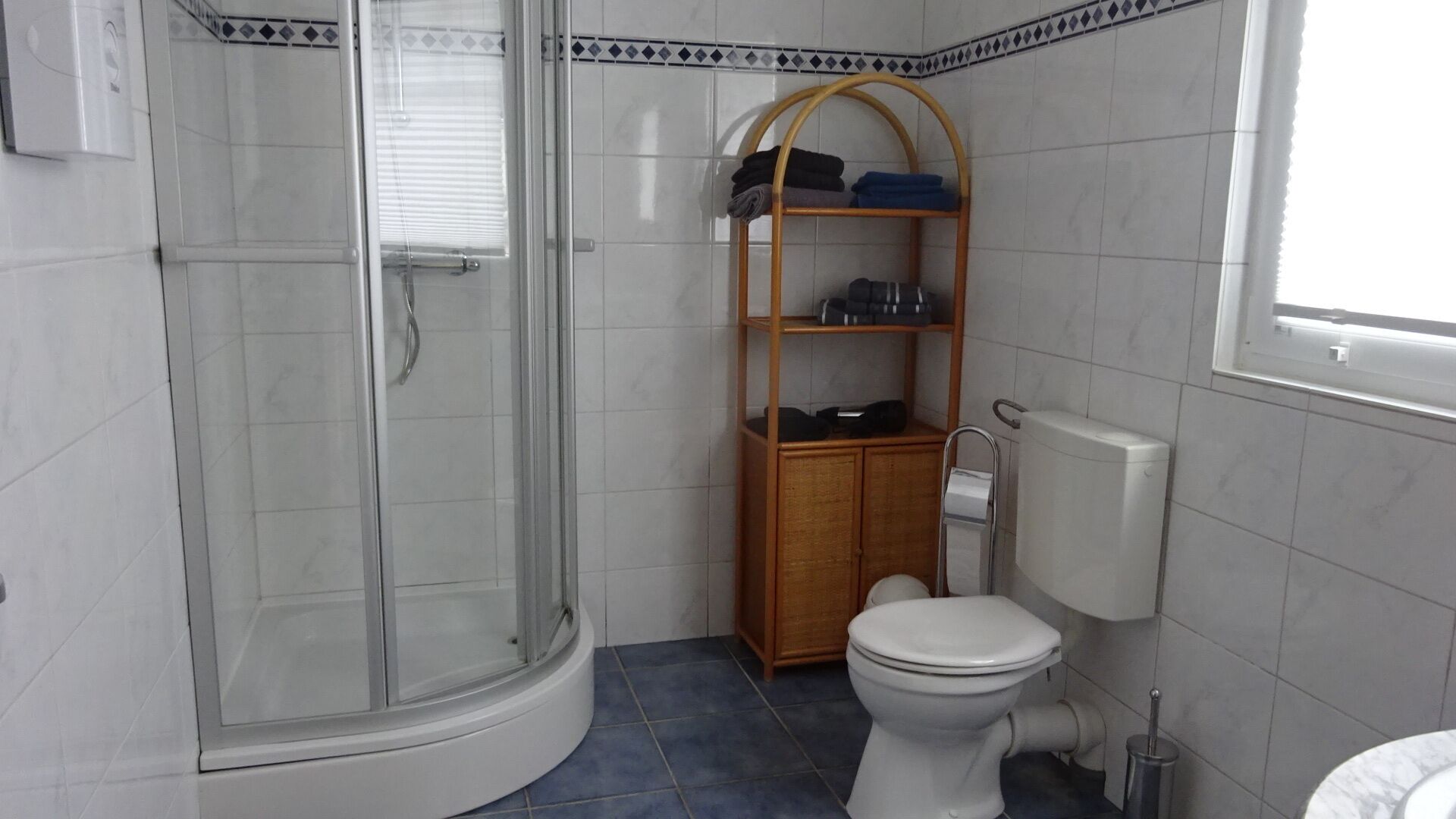 Bruser, hårtørrer, håndklæder, Sæbe