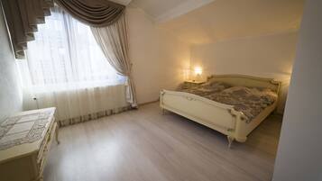 3 chambres, fer et planche Ă repasser, lit parapluie, Wi-Fi gratuit