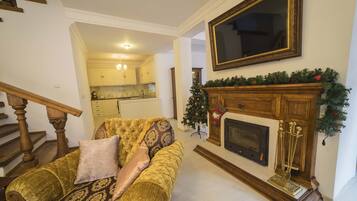 TV connectée, cheminée