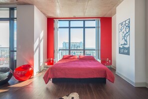 Condo, 1 King Bed (STUNNING LAKE EOLA VIEW SKY-RISE PENT) | 1 bedroom