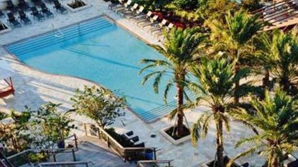 Condo, 1 très grand lit (WOW!!! LAKE EOLA VIEW SKY-RISE PENTHO) | Piscine extérieure