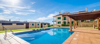 Apartment close to sea Blau Mari pool in Mallorca