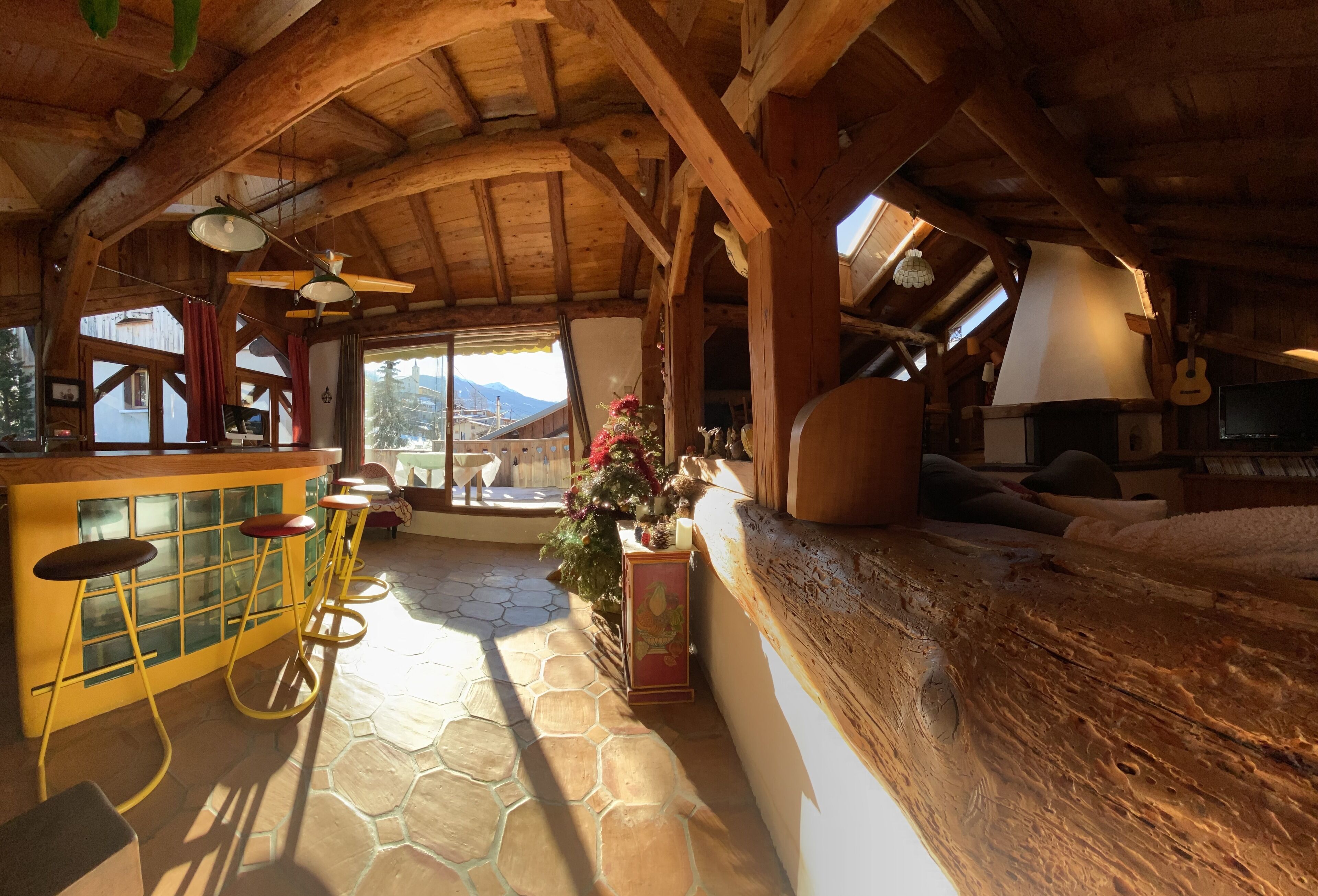 Individual cabin for renting winter sports.