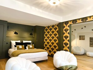 1 bedroom, desk, iron/ironing board, travel cot - Charming apartment in the heart of the historic center (Tours)