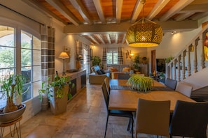 Dining - Countryside stone house from the Gard, 11482sqf of land, private pool, quiet (Vers-Pont-Du-Gard)