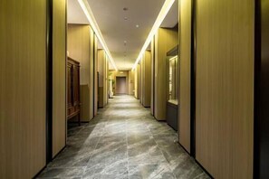 Interior - Haijiang Nanyuan Zhaobaoshan Hotel (Ningbo)