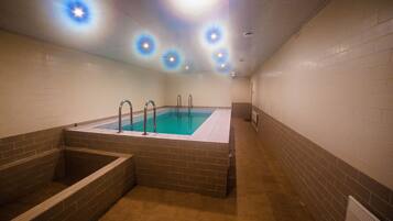 Piscine couverte