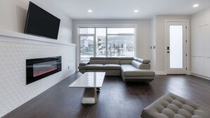 Unclassified image, 4 of 66, button - New Luxury Townhome 27 (Edmonton)