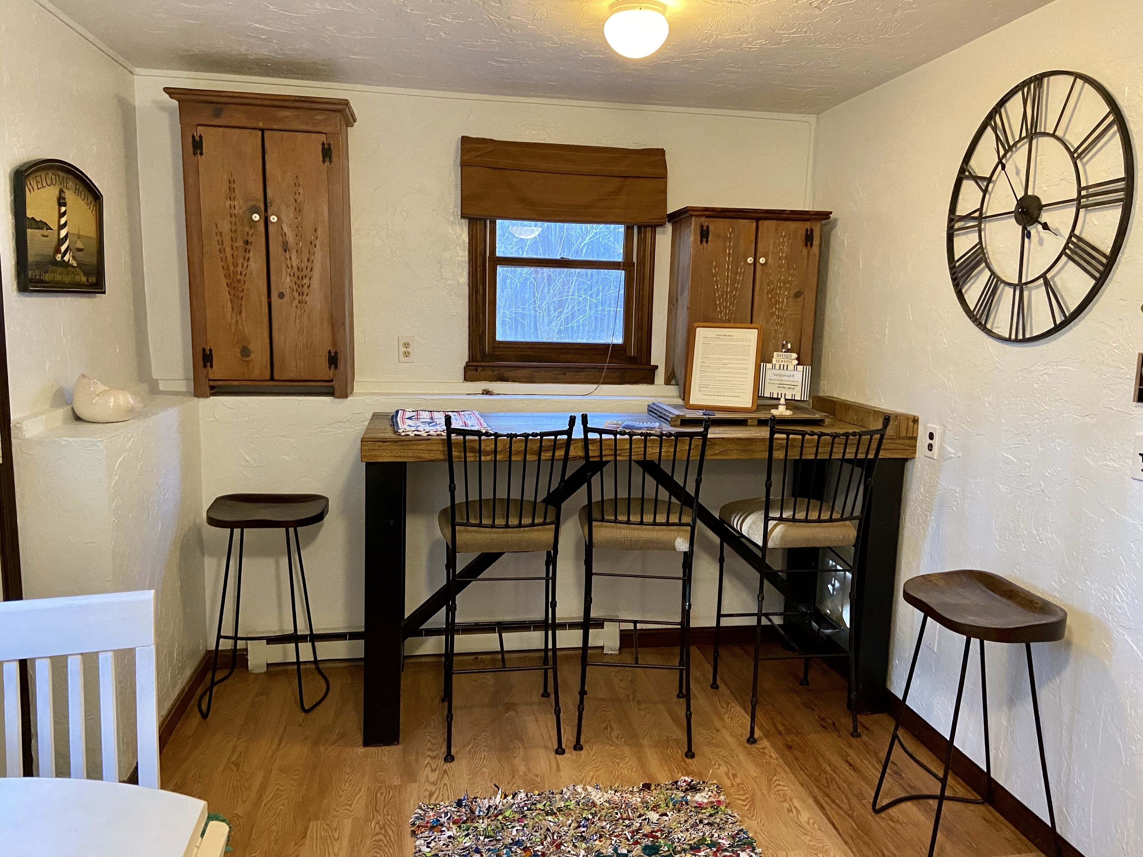 Clear Pond Getaway, Pet friendly long term rental!