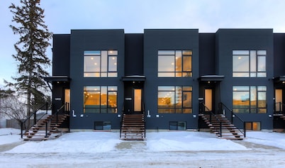 NEW LUXURY TOWNHOME 25