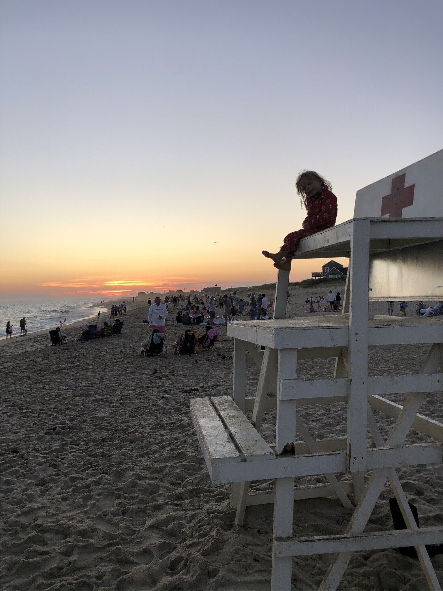 Chaises longues, serviettes de plage