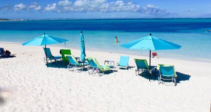 Direkt auf GRACE BAY BEACH und SNORKELING REEF