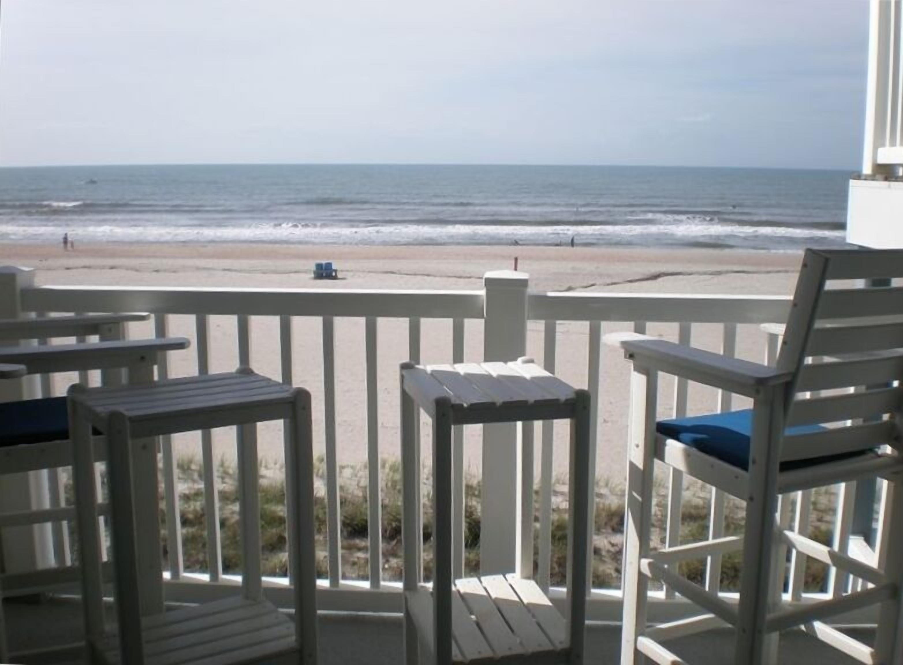 Oceanfront Condo with Pool