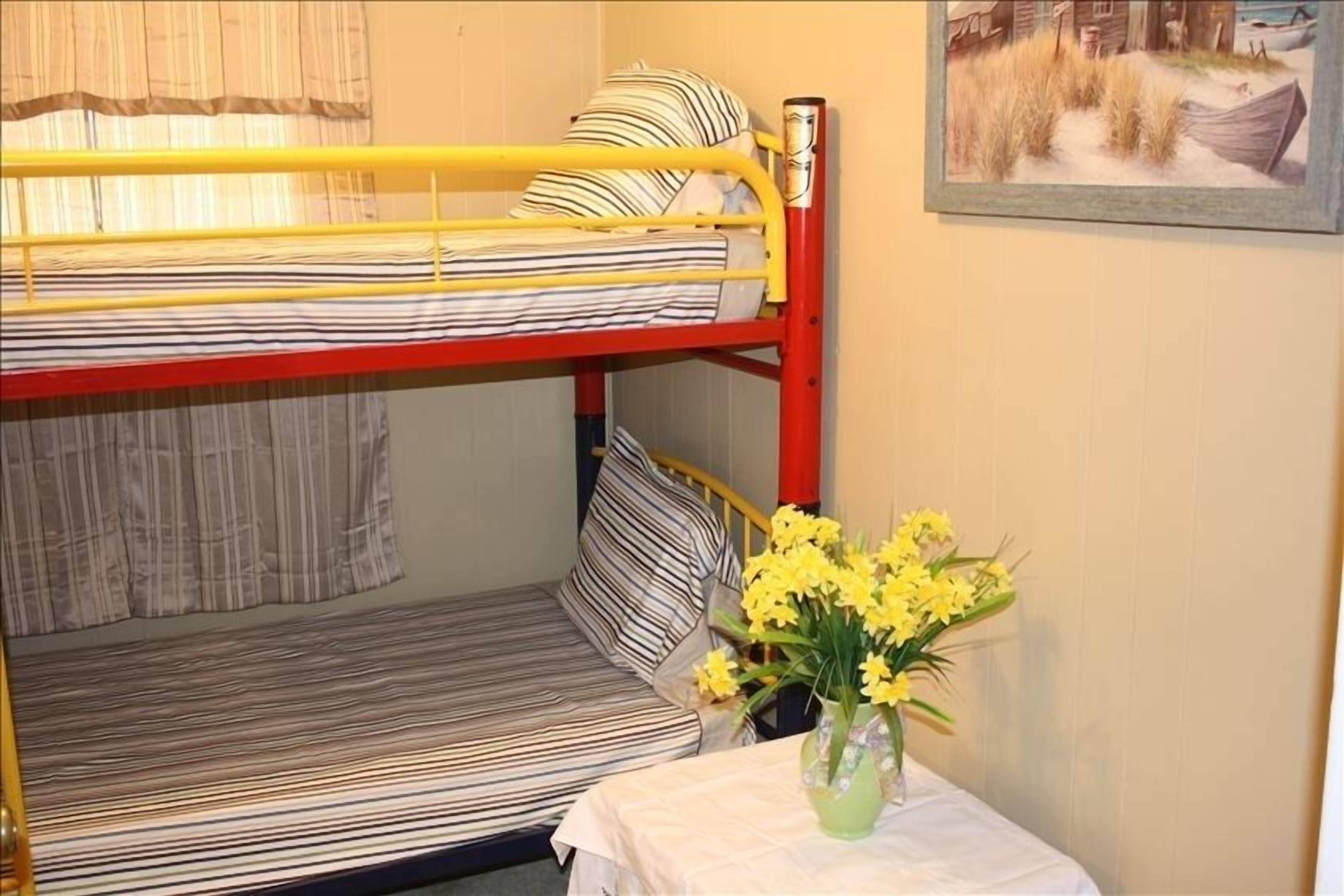 BEST DEAL on SMITH LAKE /Level/Convenient/Great Beautiful View