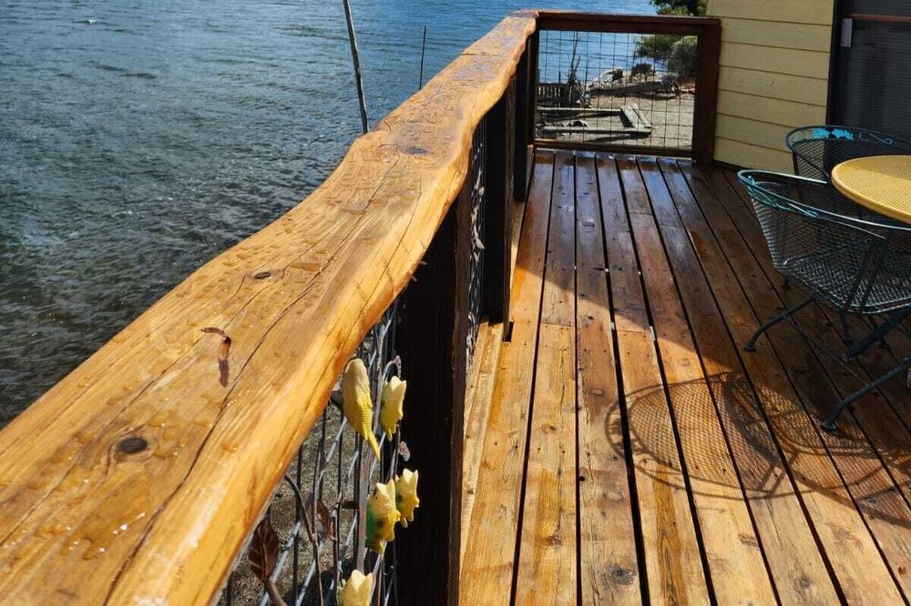 You will not find a better spot in the Northwest. THIS PROPERTY IS FOR SALE