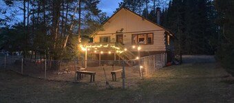 Rustic Clam formally known as "Lakeview"...A Cozy Log Cabin Getaway