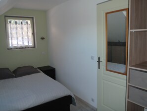 2 Schlafzimmer, Bügeleisen/Bügelbrett, kostenloses WLAN, Bettwäsche