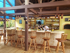 Bar (en la propiedad)