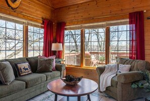 Smart TV, fireplace, DVD player, table football