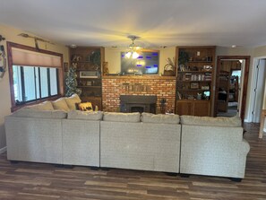 Smart TV, fireplace, DVD player, books