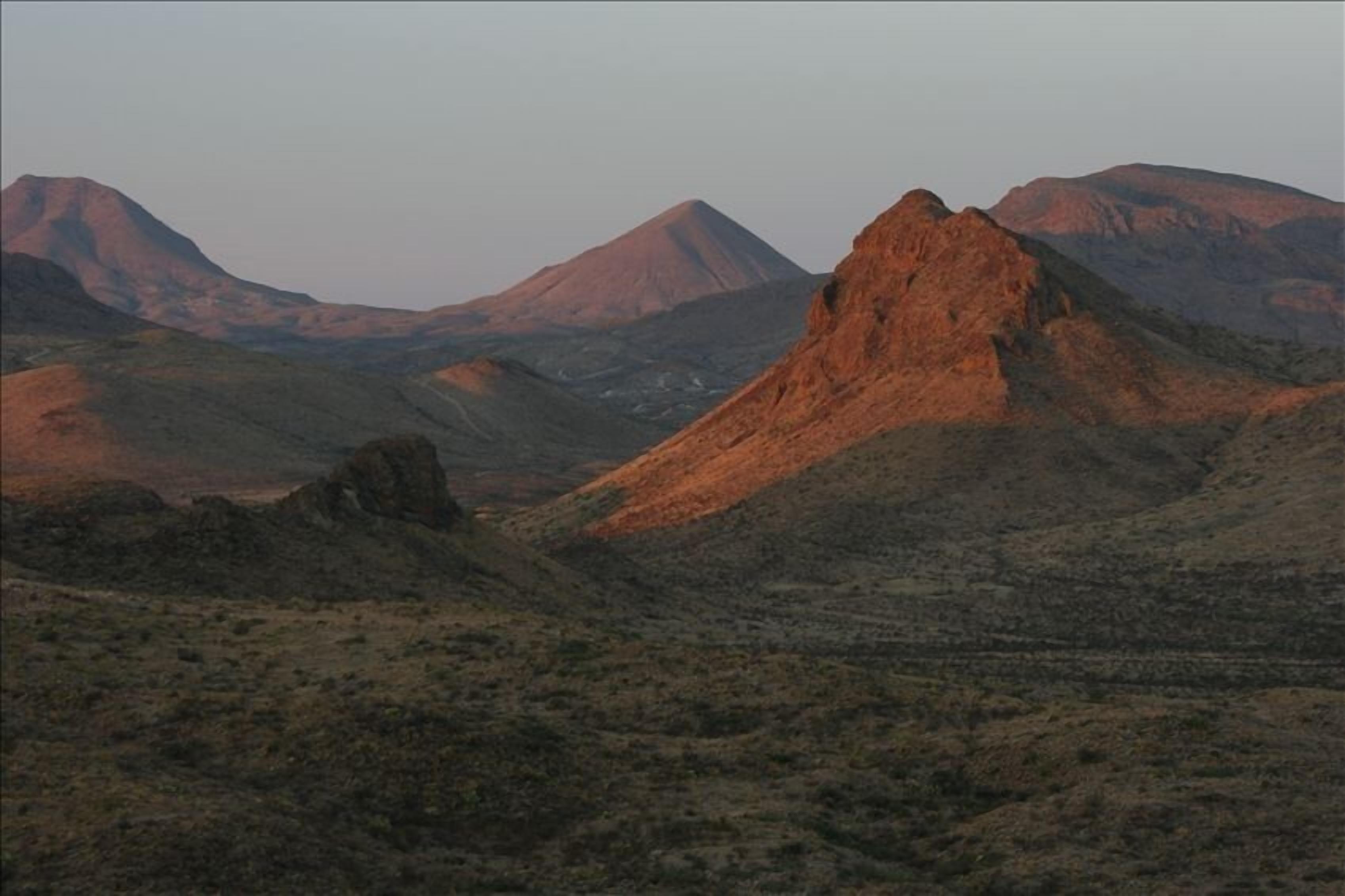 Spectacular Mountain Views.