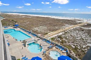 Inomhuspool och uppvärmd pool