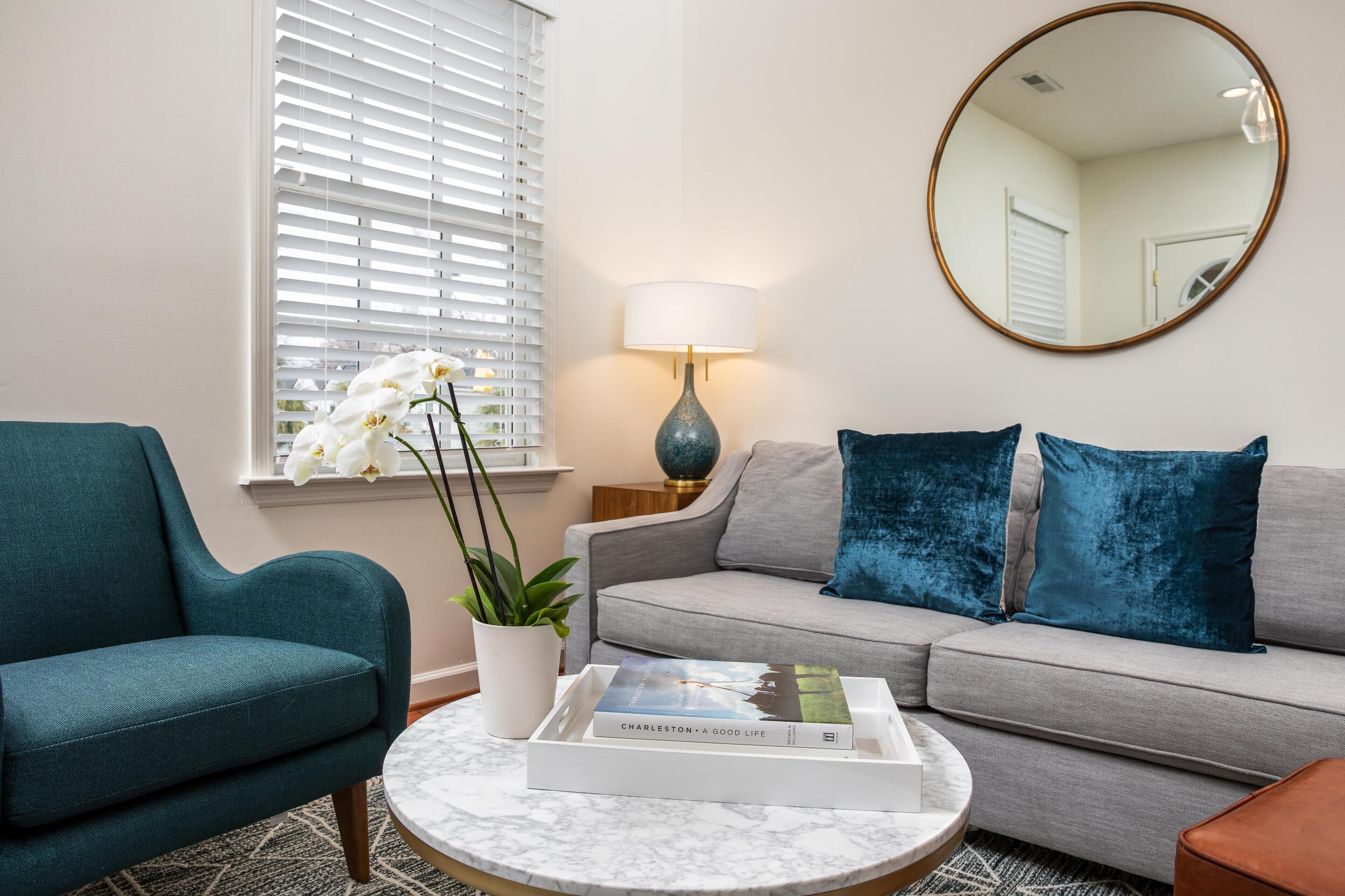 Charming Downtown Charleston 3 Bedroom Home Two Blocks To King St With Parking