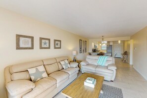 Private kitchen - Canaveral Towers (Cape Canaveral)