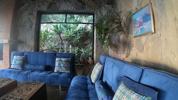 Apartemen, 1 Tempat Tidur King, Bebas Asap Rokok | Area keluarga | TV layar datar