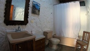 Apartment, 1 King-Bett, Nichtraucher | Badezimmer