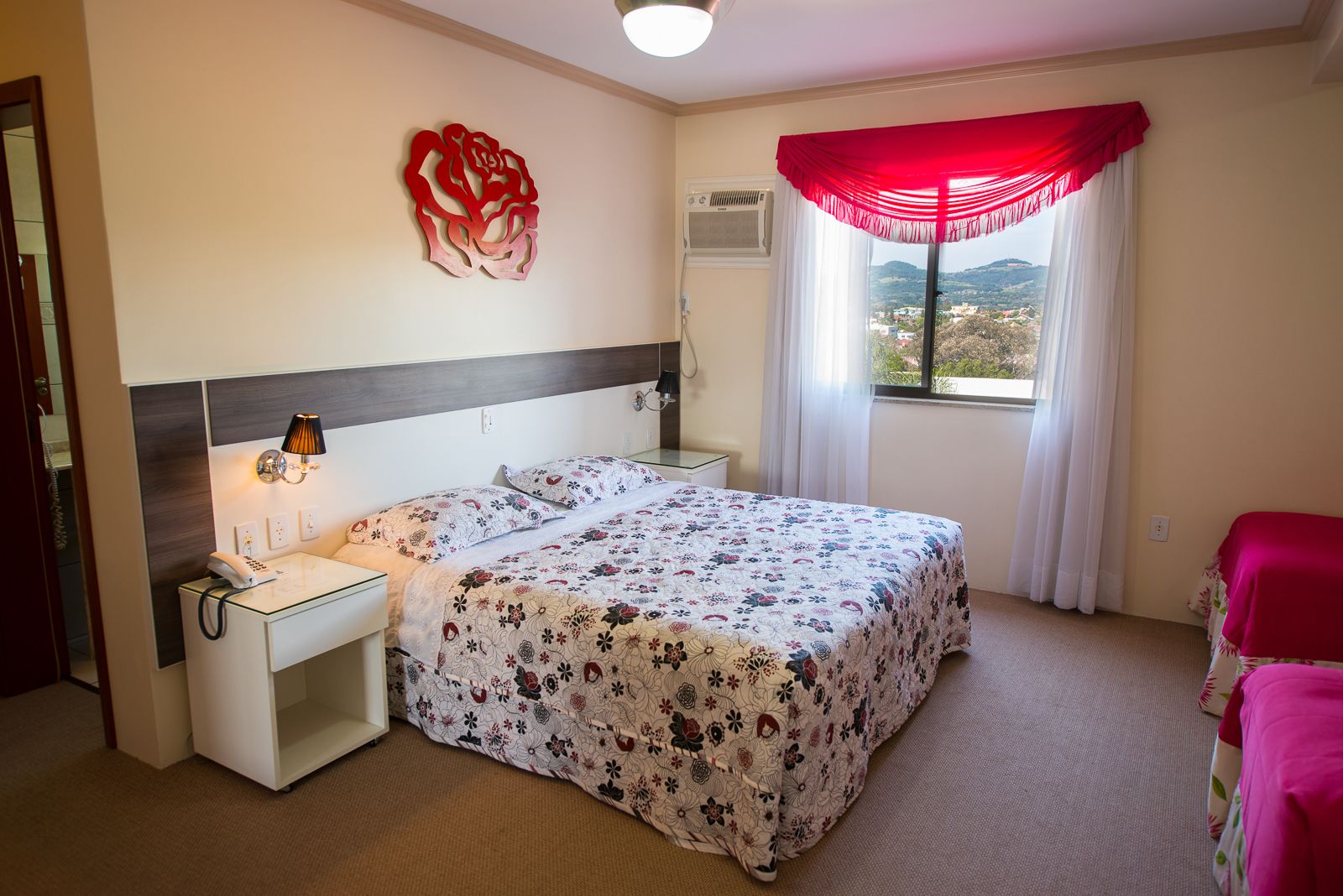 deluxe double room | 1 bedroom, minibar, desk, blackout curtains