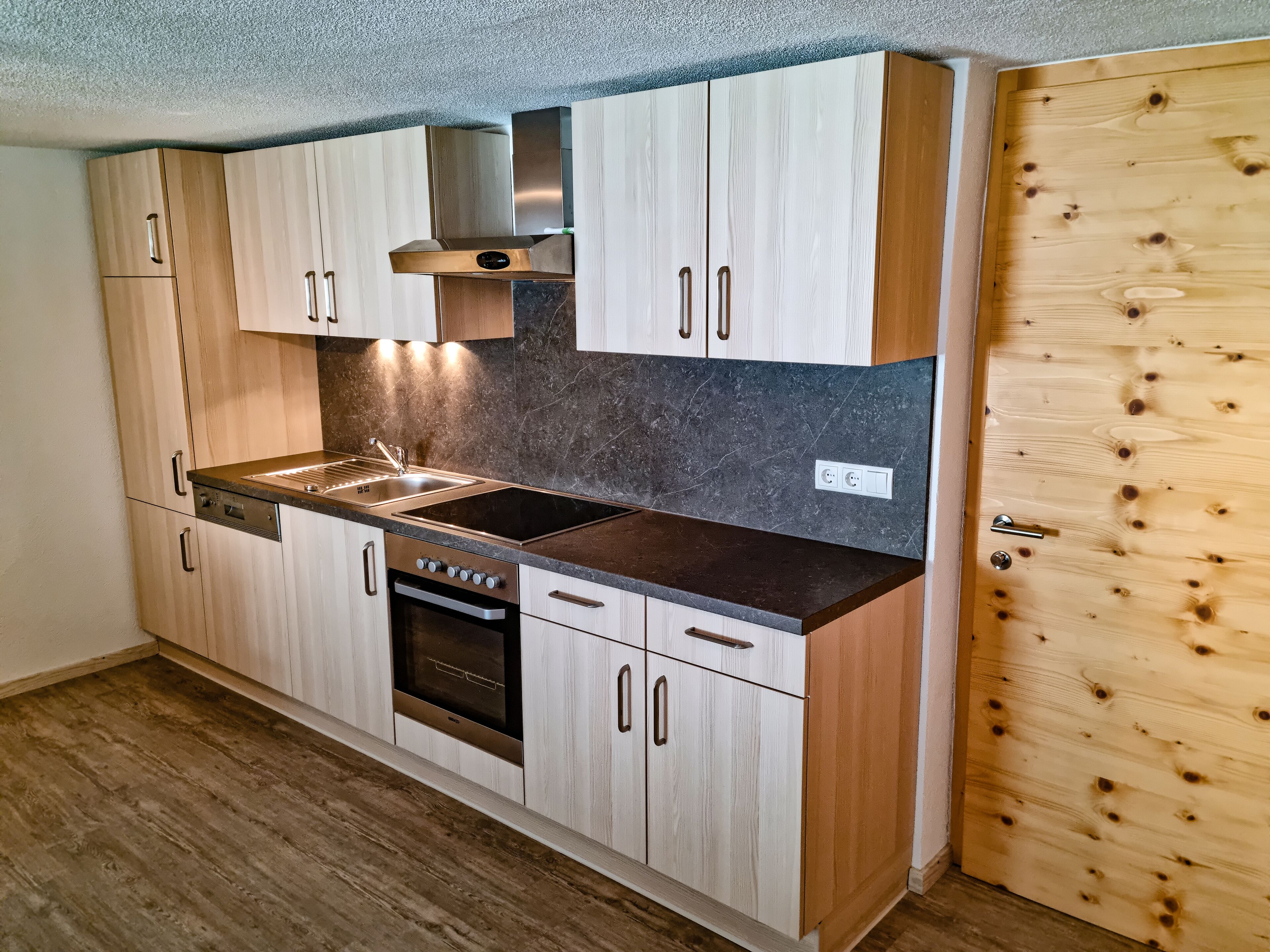 Apartment, 1 Schlafzimmer, Balkon (incl. EUR 35 cleaning fee per stay) | Eigene Küche | Kühlschrank