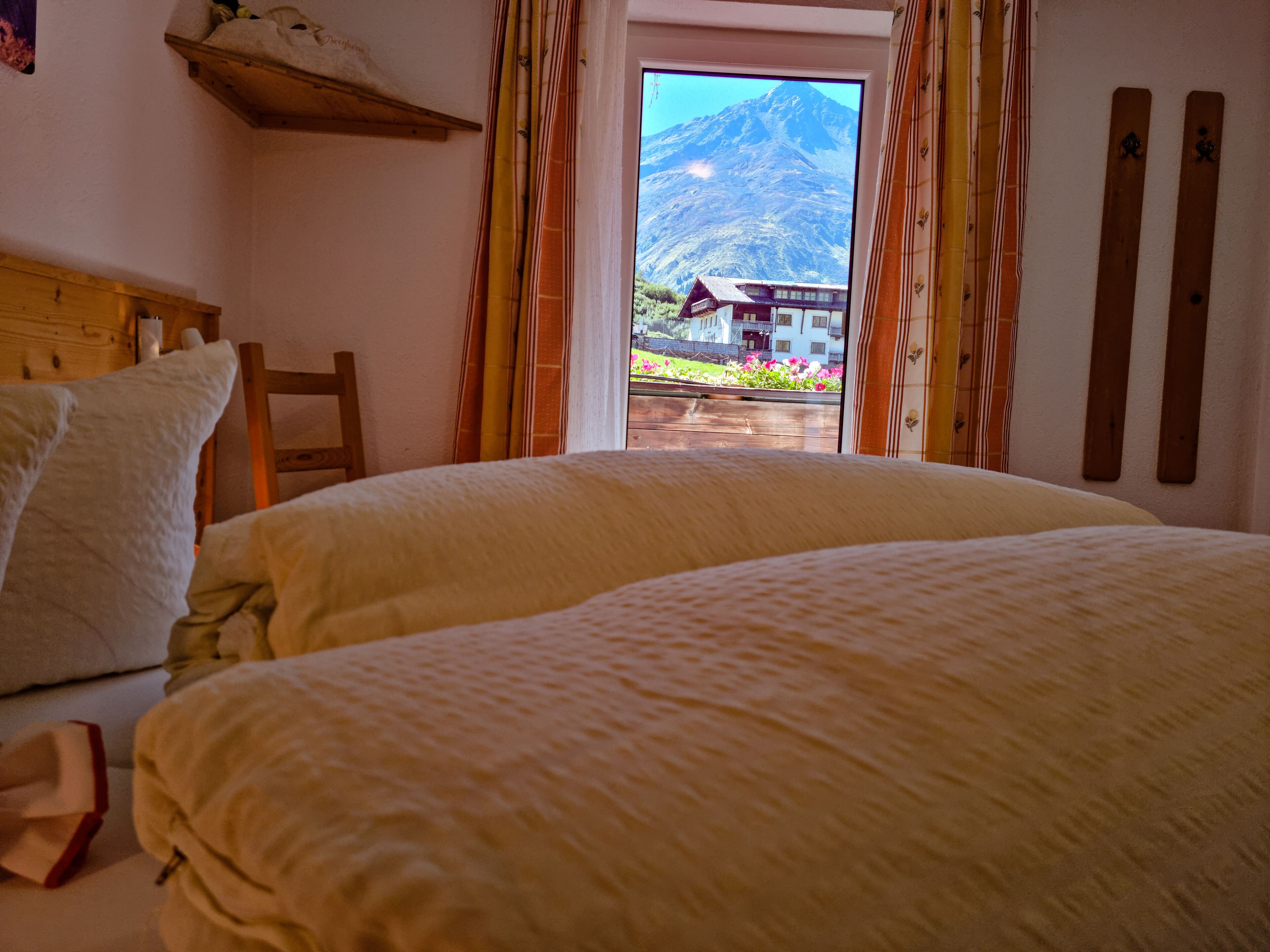 Double Room, Balcony | In-room safe, individually decorated, laptop workspace, soundproofing