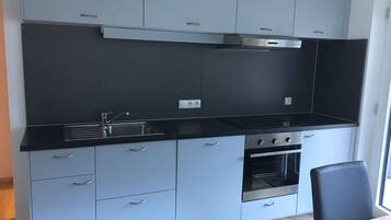 Apartment, 2 Schlafzimmer, Terrasse (incl. EUR 40 cleaning fee per stay) | Eigene KĂŒche | KĂŒhlschrank