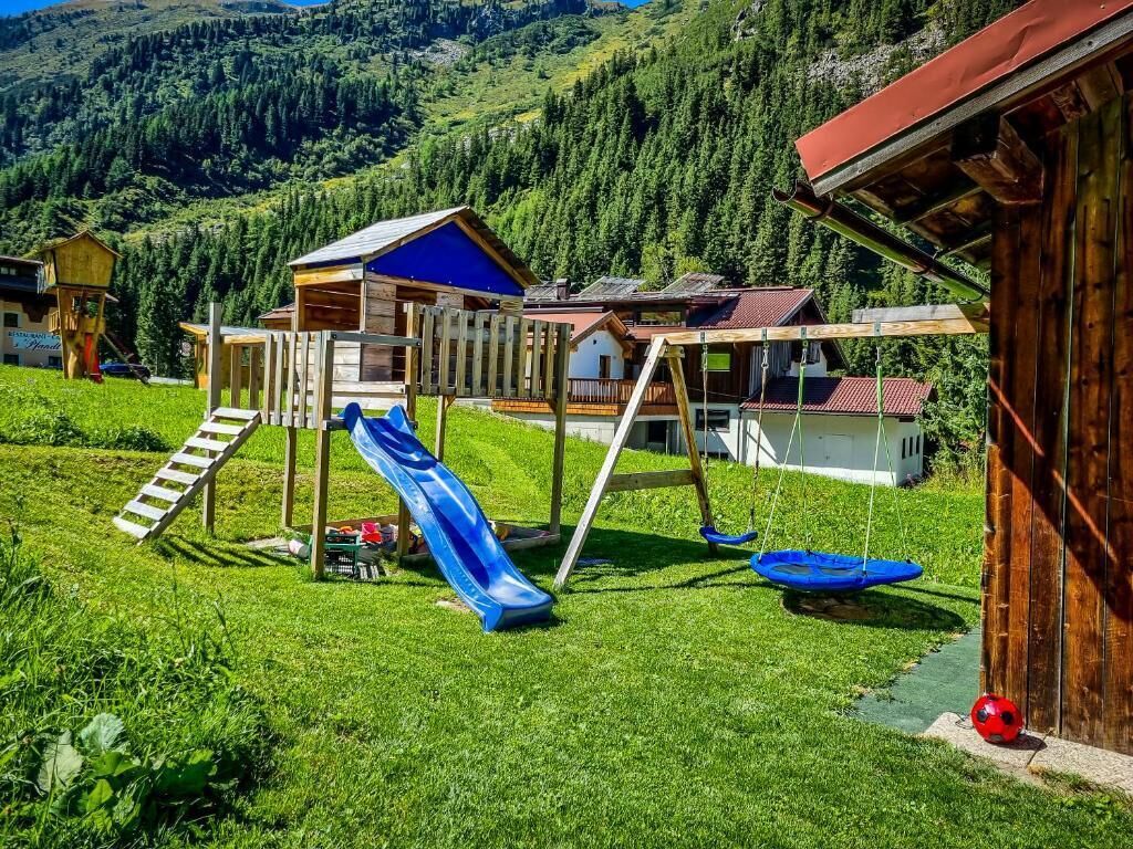 Children's play area - outdoor