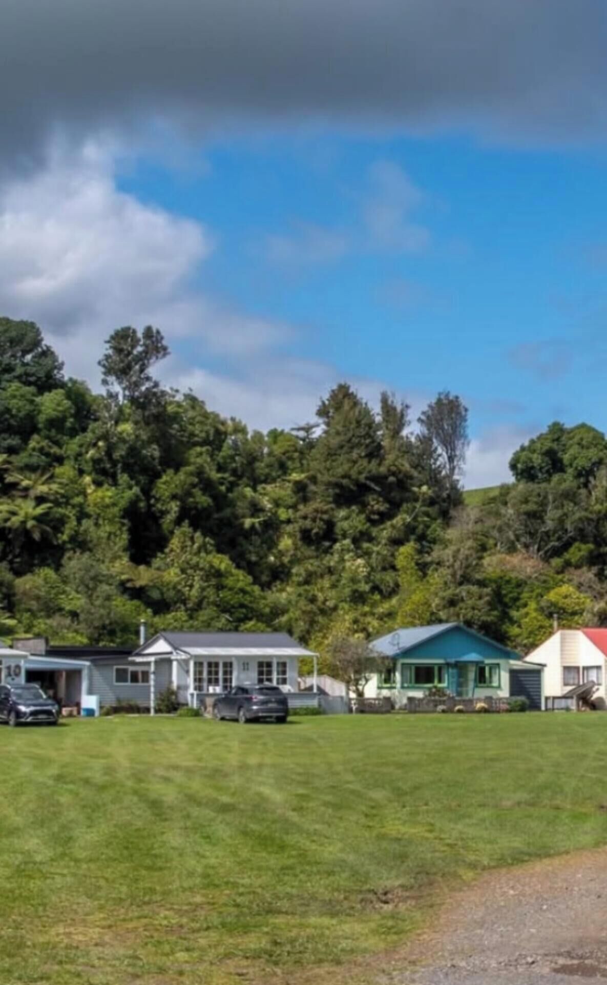 Bach11 Onaero Bay Domain